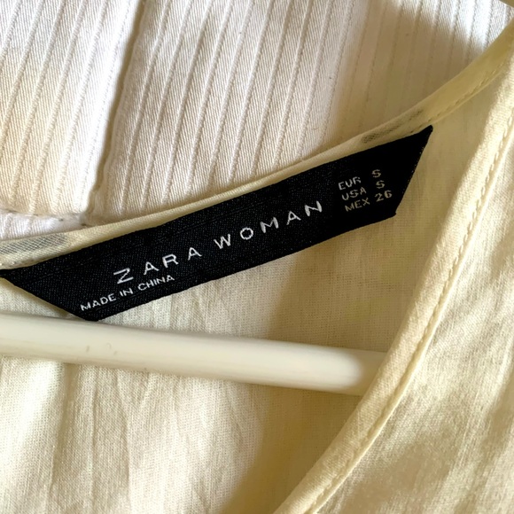 Cream lace dress - Picture 5 of 6